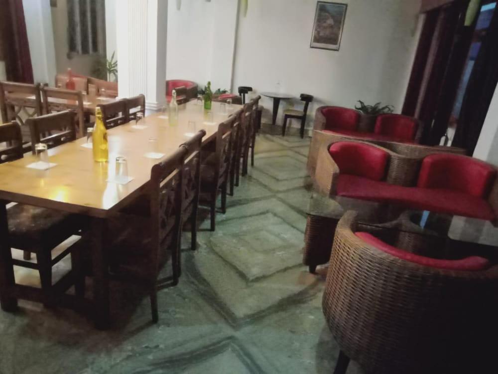 Hotel Sunshine Дармсала Екстер'єр фото
